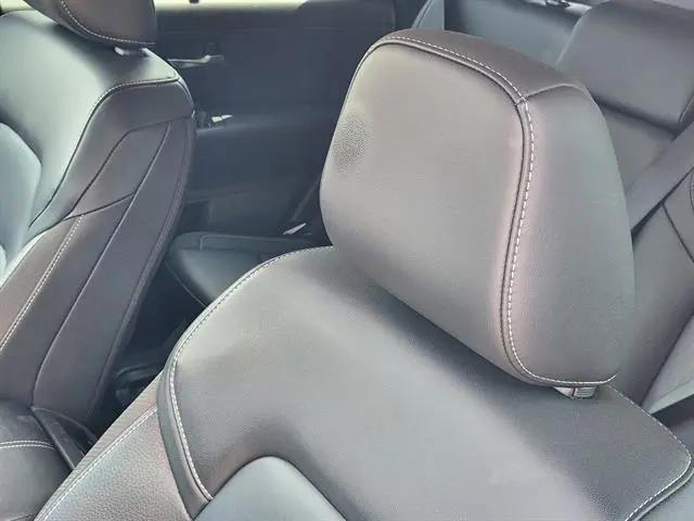 2025 Nissan Pathfinder SL FWD