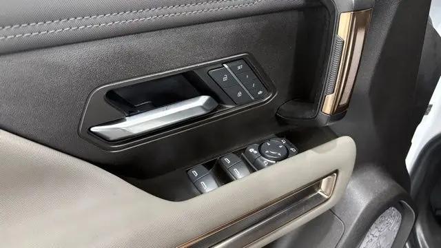 2025 GMC HUMMER EV 2X e4WD