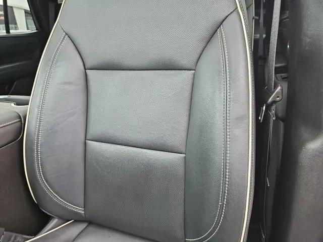 2021 GMC Yukon 2WD SLT