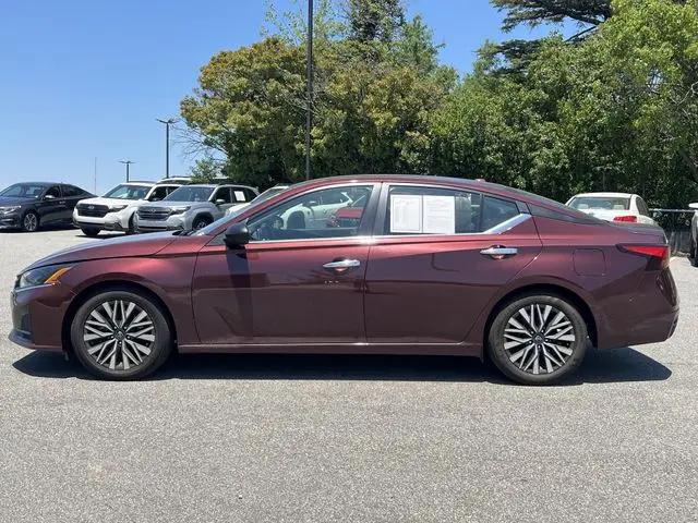 2024 Nissan Altima SV FWD