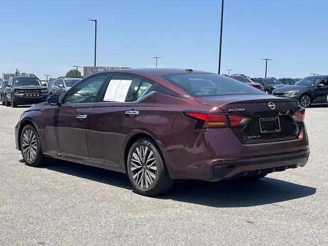 2024 Nissan Altima SV FWD
