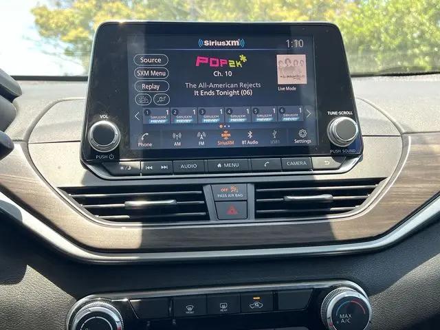2024 Nissan Altima SV FWD