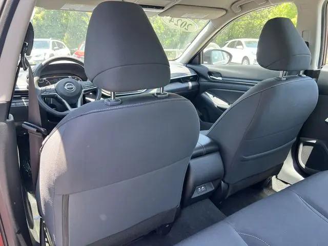 2024 Nissan Altima SV FWD