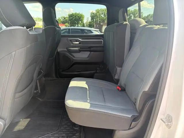2022 Ram 1500 Big Horn Crew Cab 4x4 6'4" Box