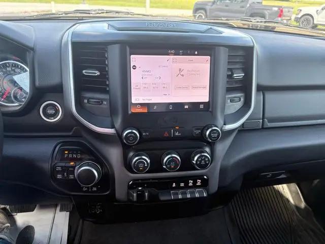 2022 Ram 1500 Big Horn Crew Cab 4x4 6'4" Box