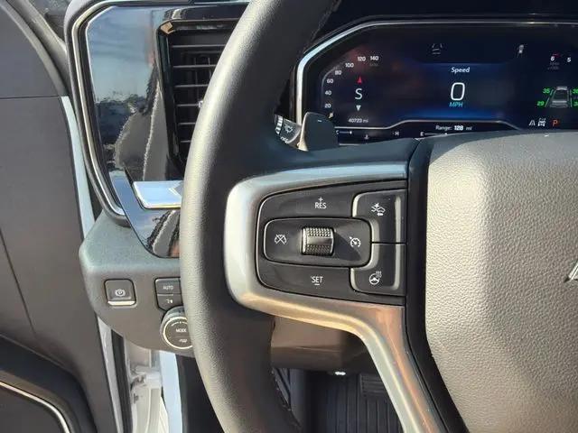 2023 Chevrolet Silverado 1500 4WD Crew Cab Short Bed RST