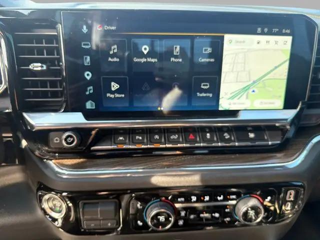 2023 Chevrolet Silverado 1500 4WD Crew Cab Short Bed RST