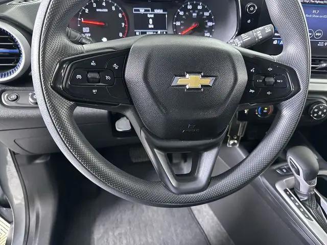 2024 Chevrolet Trax FWD SP