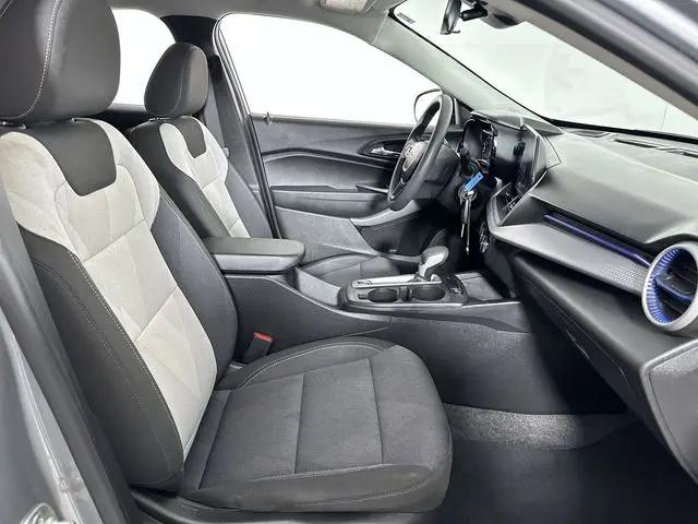 2024 Chevrolet Trax FWD SP