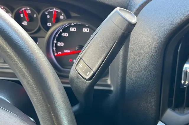 2022 Chevrolet Silverado 1500 2WD Crew Cab Short Bed Custom