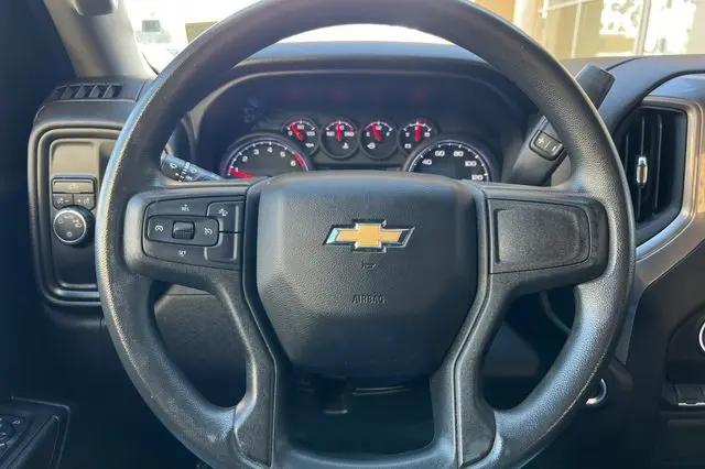 2022 Chevrolet Silverado 1500 2WD Crew Cab Short Bed Custom