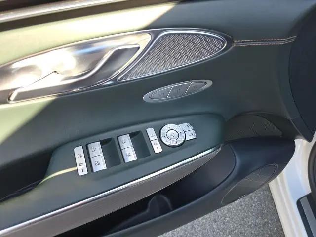2022 Genesis GV70 2.5T AWD