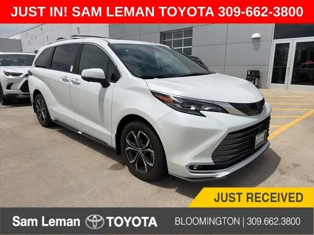 2025 Toyota Sienna Platinum for sale in Bloomington, IL