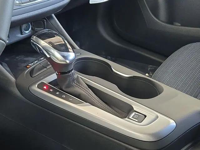 2026 Buick NV Preferred FWD