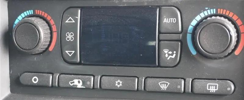 2006 HUMMER H2 Base