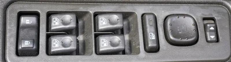 2006 HUMMER H2 Base