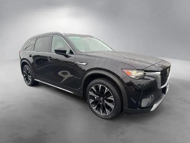 2025 Mazda X-90 Premium Plus Package