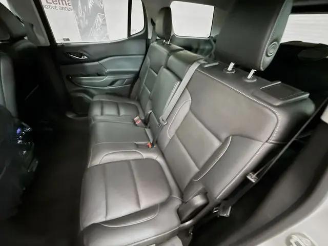 2017 GMC Acadia SLT-1
