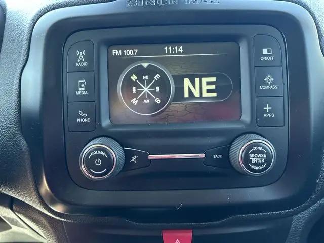 2017 Jeep Renegade Altitude FWD