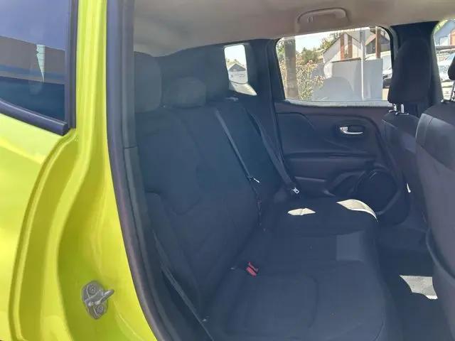 2017 Jeep Renegade Altitude FWD