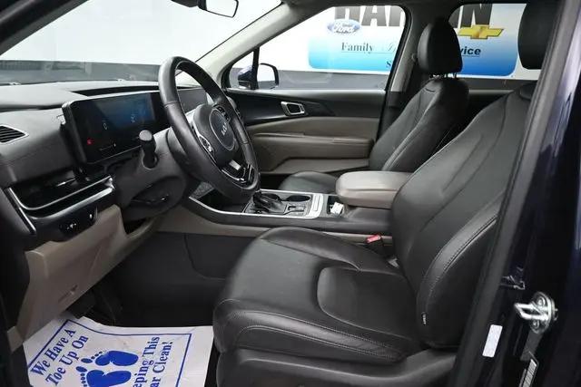 2025 Kia Carnival MPV LXS
