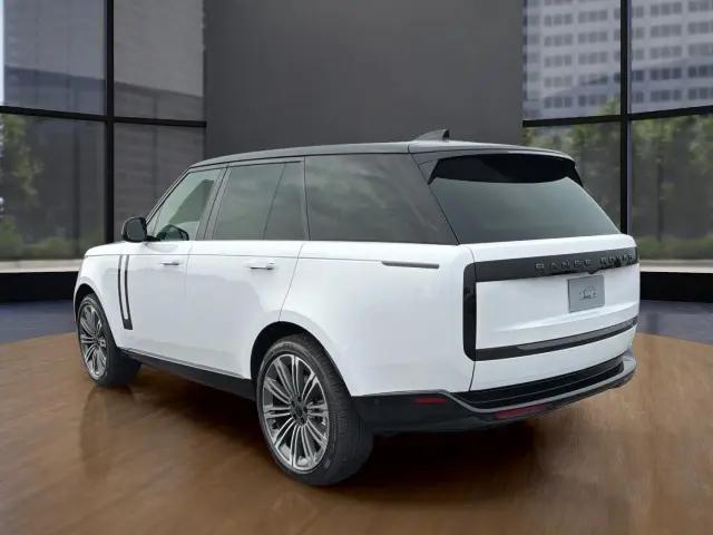 2026 Land Rover Range Rover P400 SE