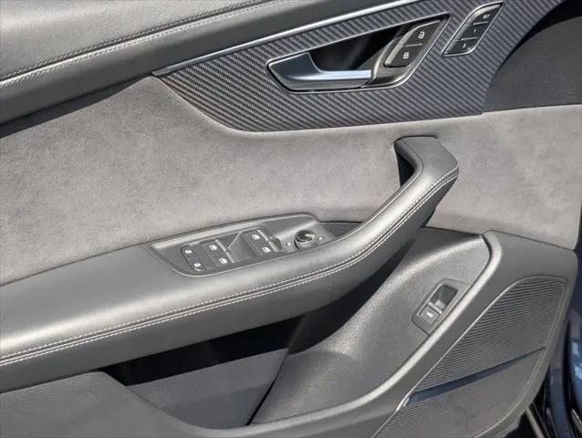 2026 Audi RS Q8 performance quattro tiptronic