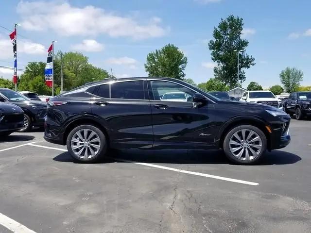 2026 Buick NV Avenir FWD