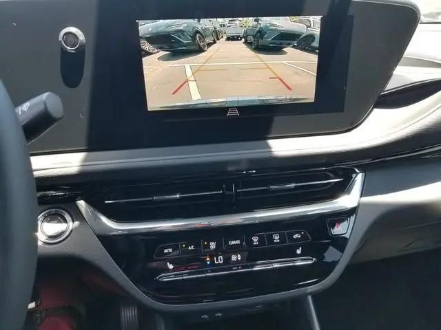 2026 Buick NV Avenir FWD