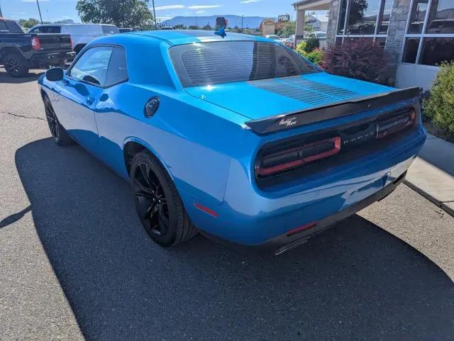 2016 Dodge Challenger SXT Plus