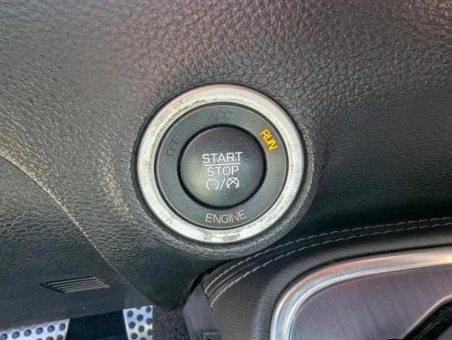 2016 Dodge Challenger SXT Plus
