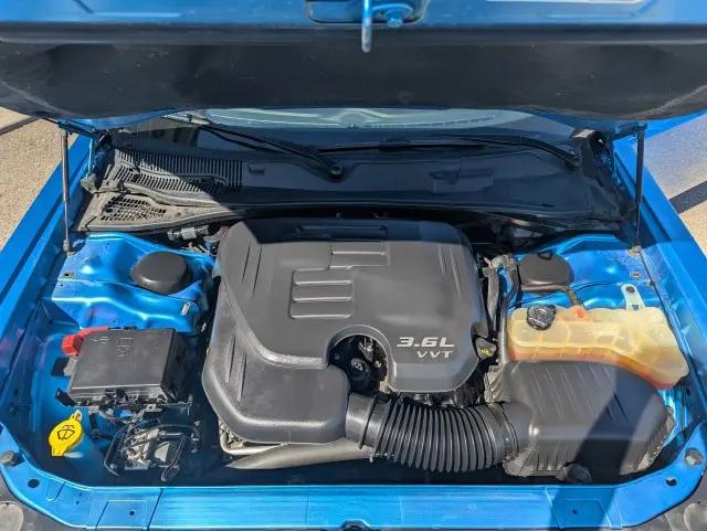 2016 Dodge Challenger SXT Plus