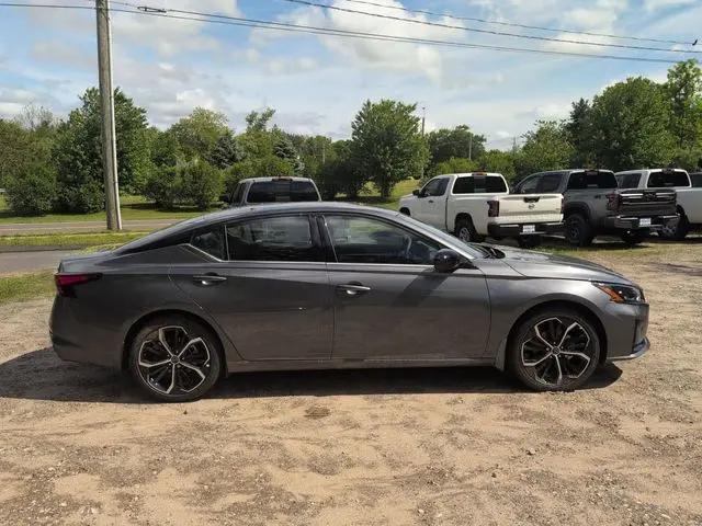 2026 Nissan Altima SR FWD