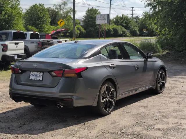 2026 Nissan Altima SR FWD