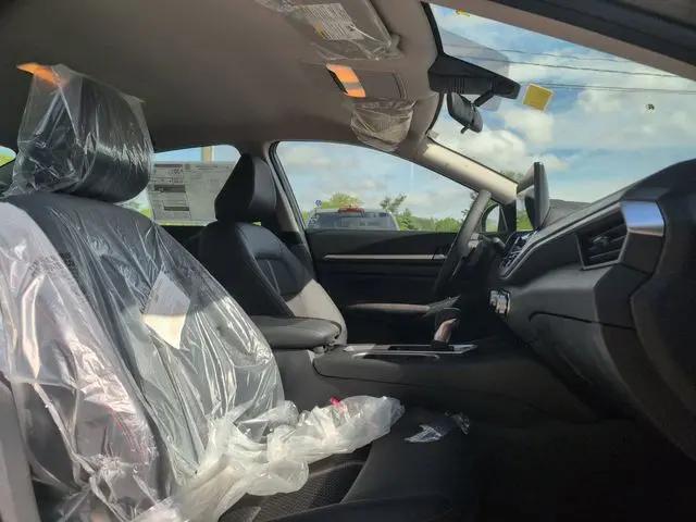 2026 Nissan Altima SR FWD