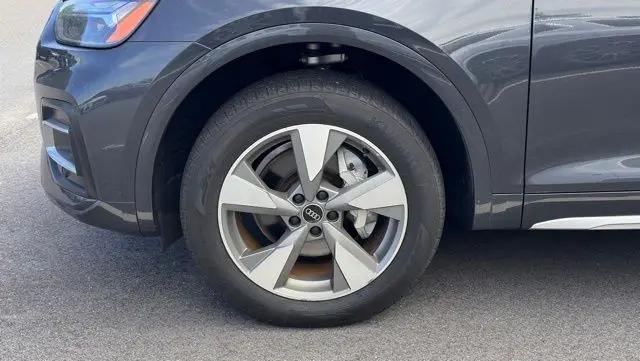 2023 Audi Q5 Premium 40 TFSI quattro S tronic