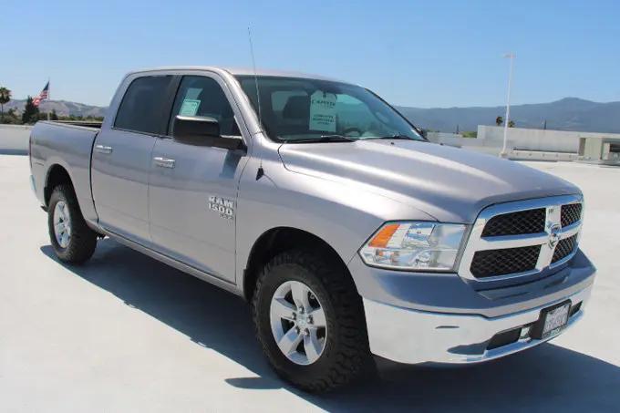 2021 Ram 1500 SLT Crew Cab 4x4 5'7" Box