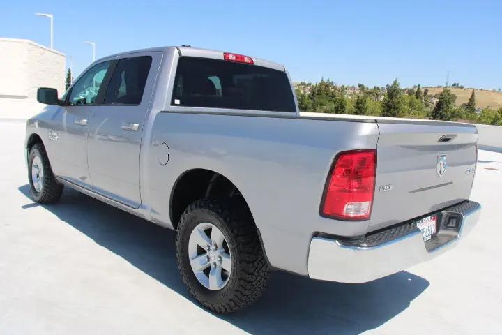 2021 Ram 1500 SLT Crew Cab 4x4 5'7" Box