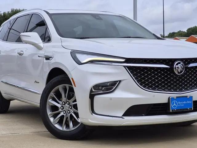 2023 Buick Enclave Avenir FWD