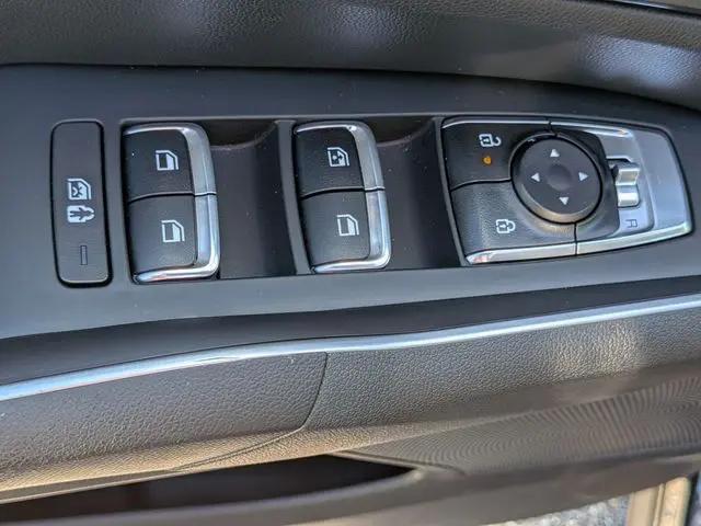 2024 Kia Sorento LX