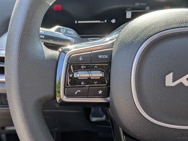 2024 Kia Sorento LX