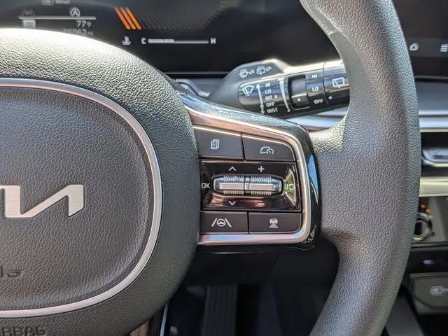 2024 Kia Sorento LX