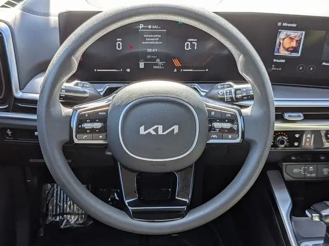 2024 Kia Sorento LX