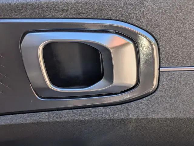 2024 Kia Sorento LX