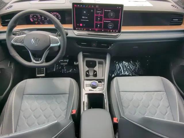 2026 Volkswagen Tiguan SEL R-Line Turbo