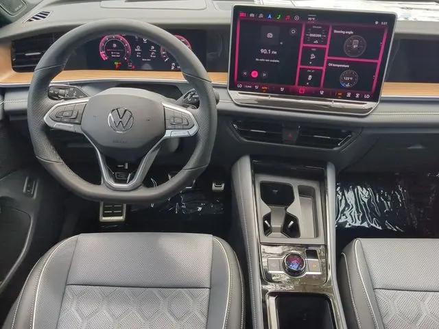 2026 Volkswagen Tiguan SEL R-Line Turbo