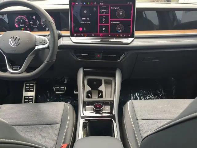 2026 Volkswagen Tiguan SEL R-Line Turbo