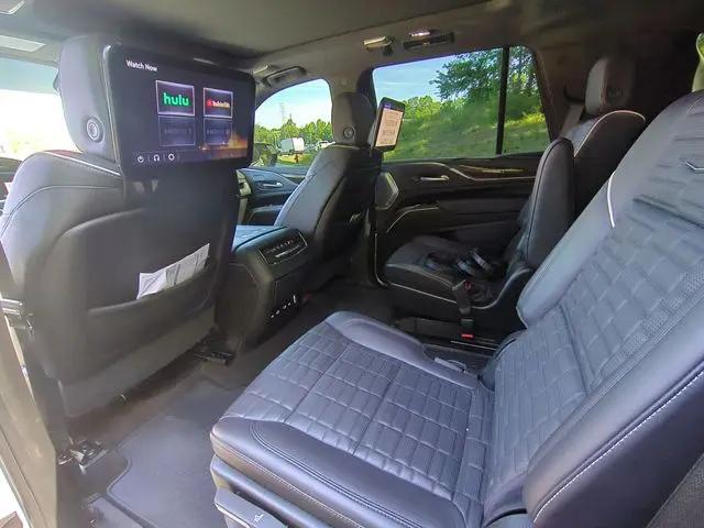 2024 Cadillac Escalade 4WD Sport Platinum