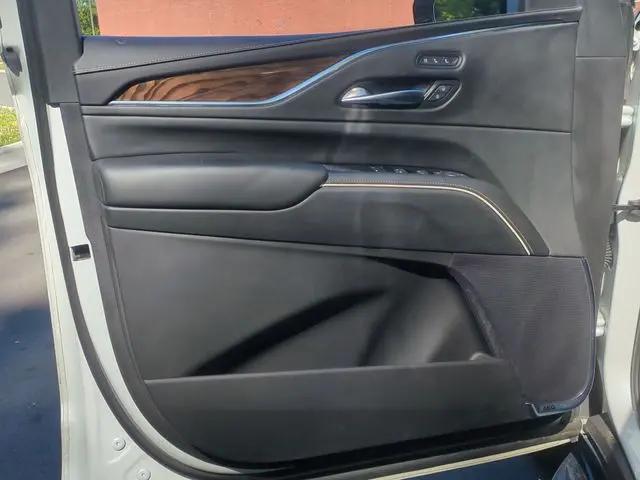 2024 Cadillac Escalade 4WD Sport Platinum