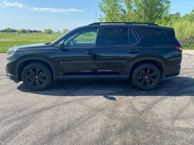 2023 Honda Pilot AWD Elite
